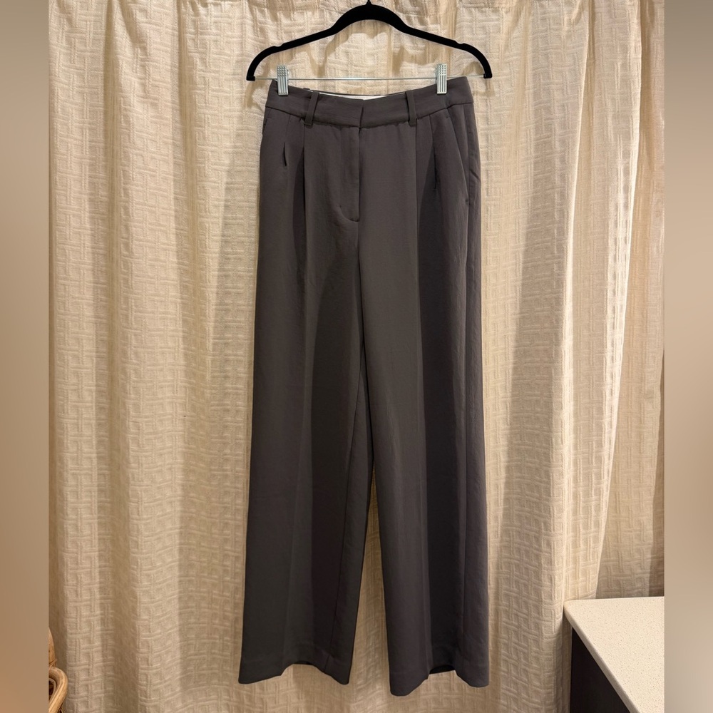 Aritzia Charcoal Effortless Pants